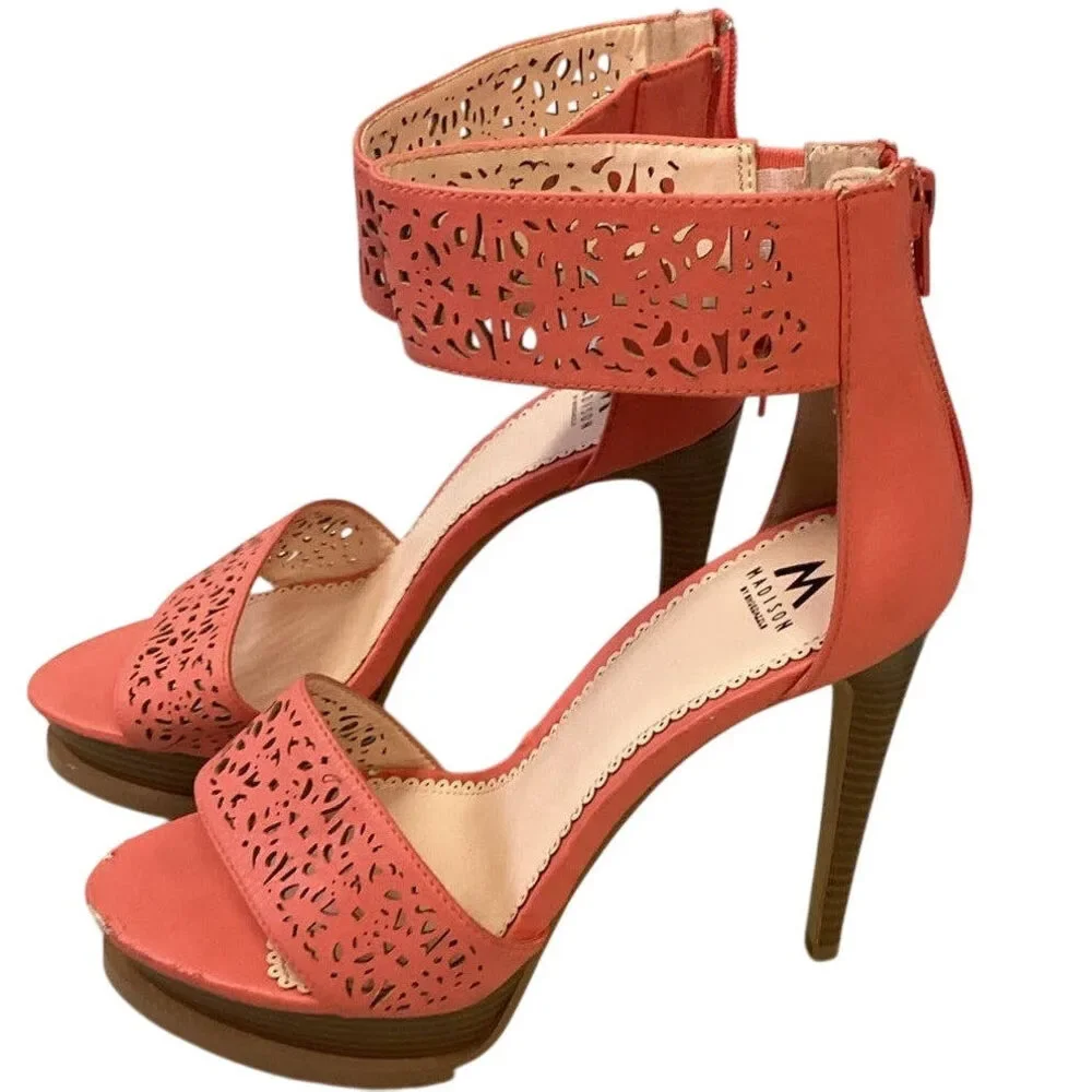 Madison by ShoeDazzle US Size 8.5 Coral High Heel Ankle Strap Gloria Sandals